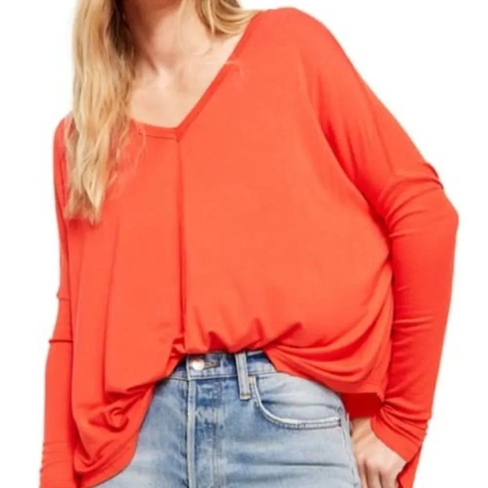 Free People Women's Sz Large Red Long Sleeve V-Neck Moonshine Tunic Tee Top
